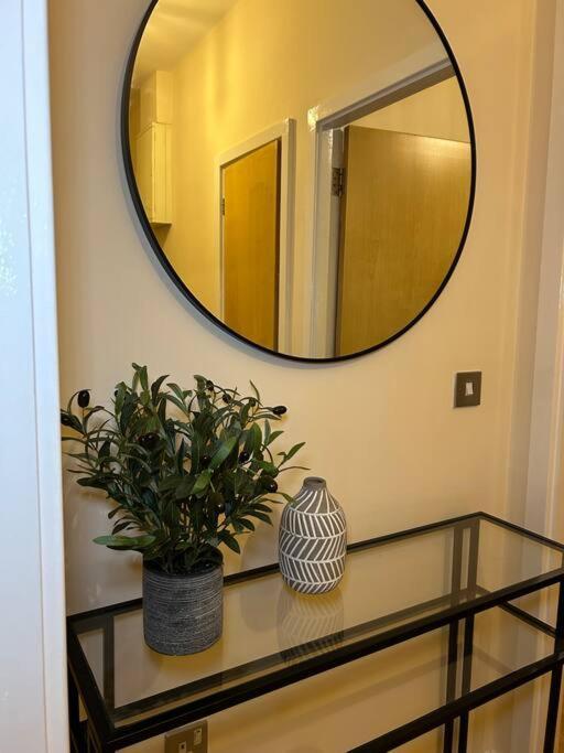 Central Birmingham City Apartment -Smart Tv - Free Parking Onsite Exterior photo